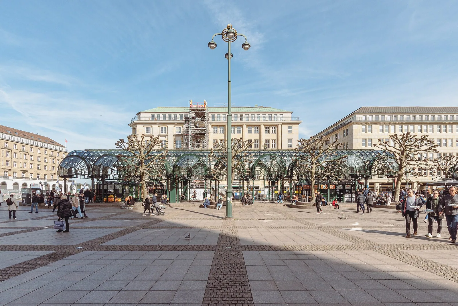 Hamburg Rathausmarkt – Bild zum Beitrag 160.000 Fans – We love Hamburg