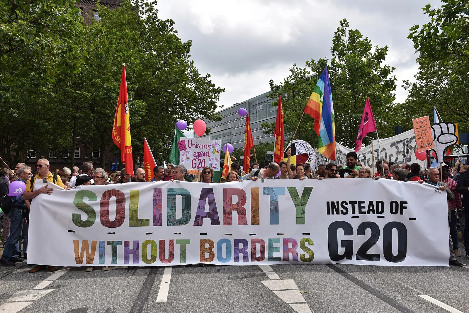 G20 Hamburg Demonstration – Bild zum Beitrag Bilder aus Hamburg - G20 Demonstrationen - We Love Hamburg
