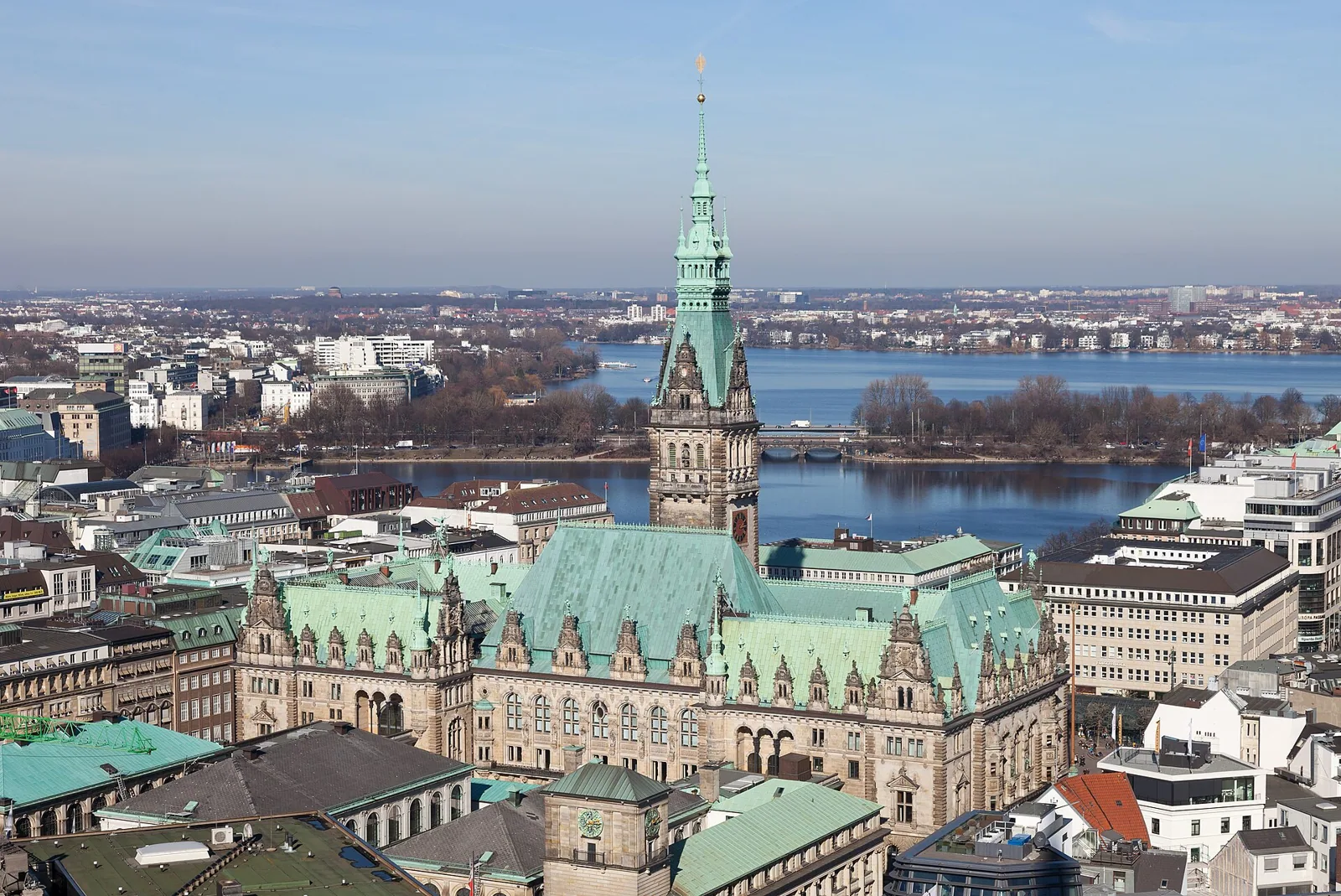 Hamburg Rathaus – Bild zum Beitrag Quiz: Kennt Ihr Euch wirklich in Hamburg aus?