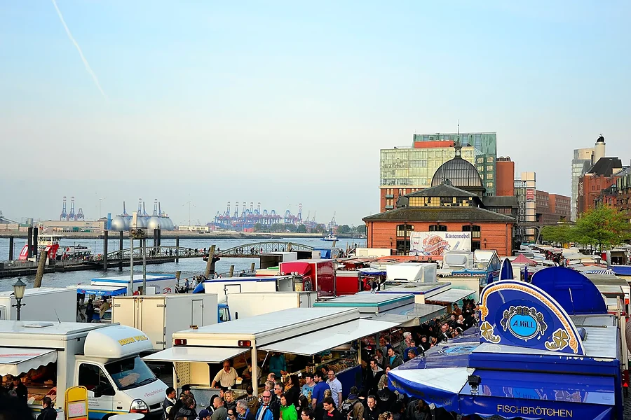 place-altonaer-fischmarkt.webp