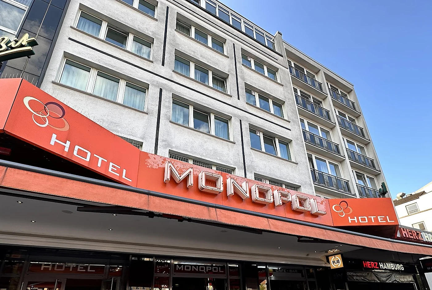 place-bar-monopol.webp