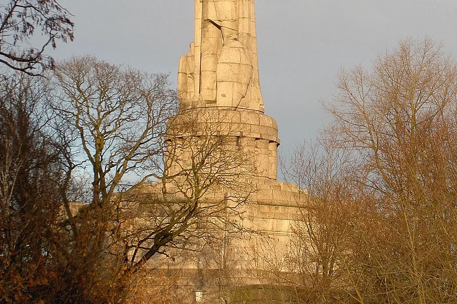 place-bismarck-denkmal.webp