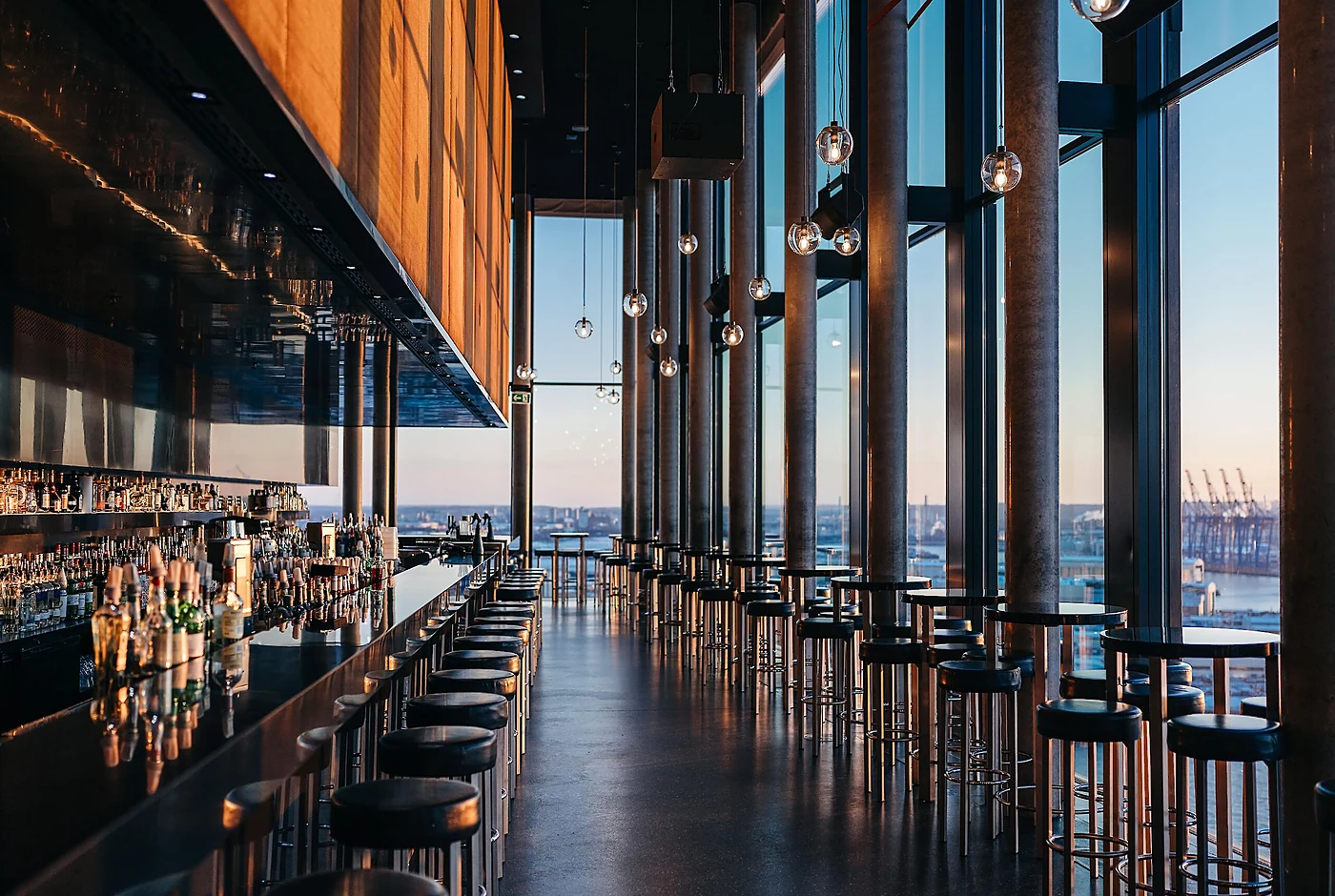 place-skyline-bar-20up.webp