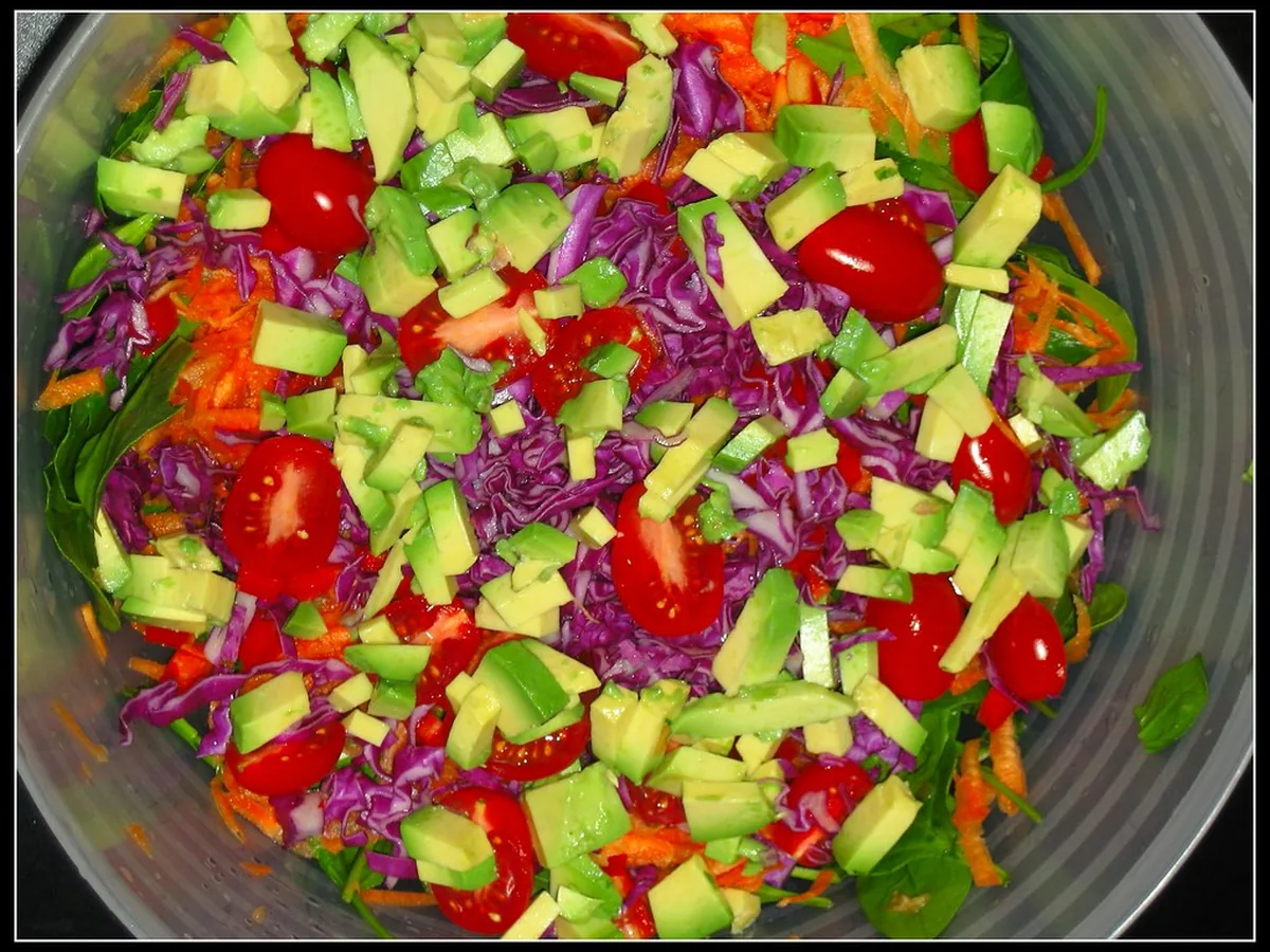 Schale mit frischem gemischtem Salat
